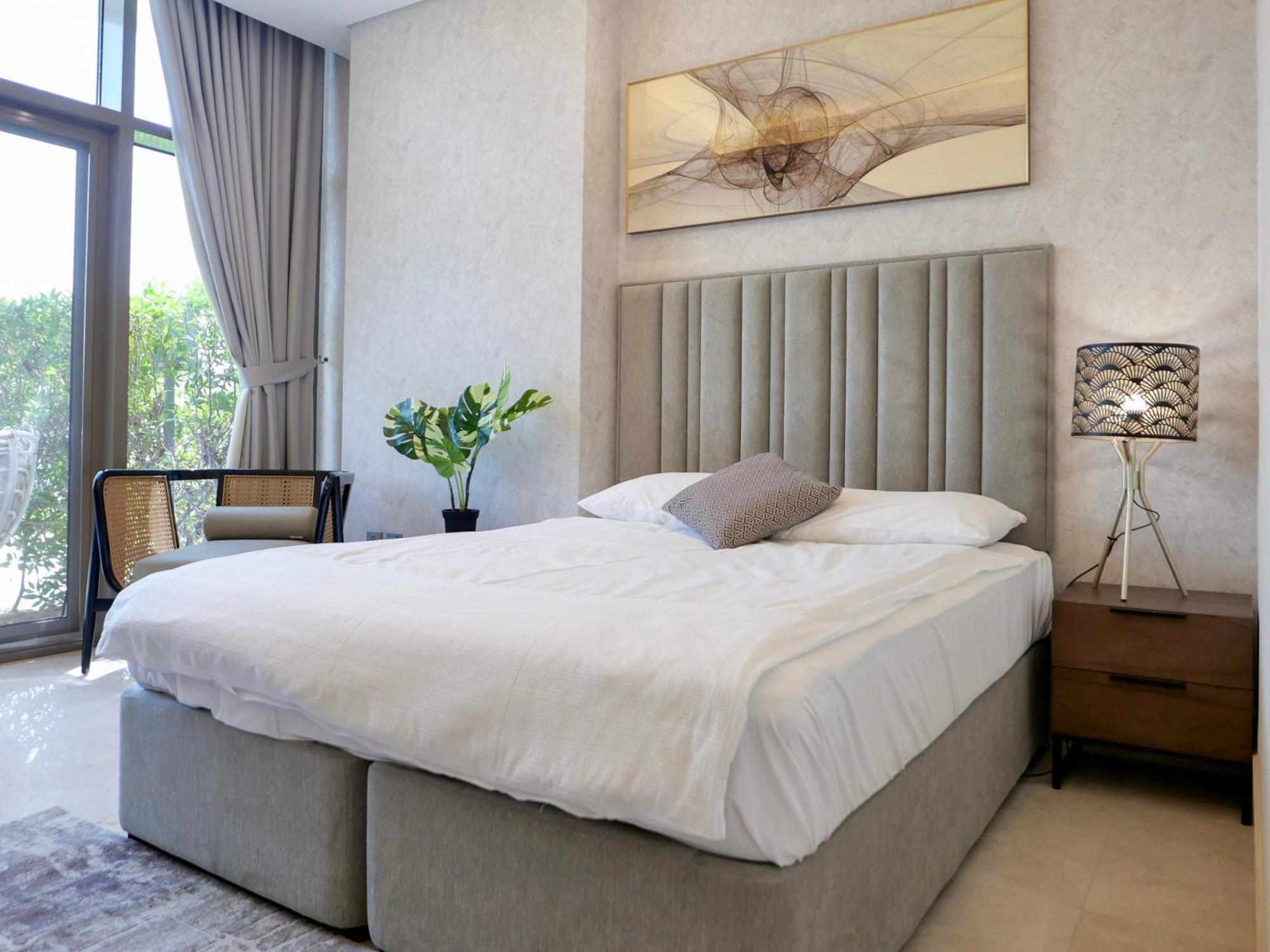 Calm 2Br And Children'S Room With Private Garden Dubai Exterior photo